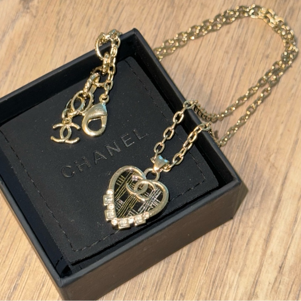 CHANEL Gold Heart Necklace